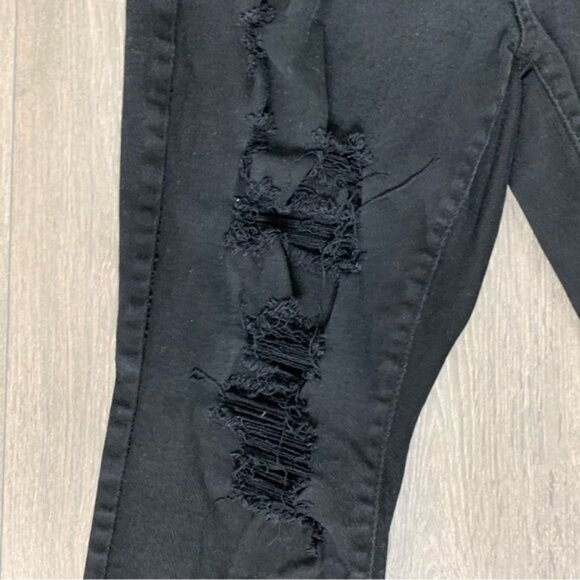 Almost Famous Women's Jeans Distressed Skinny Straight Leg Black Rips Size 20 - Picture 5 of 11